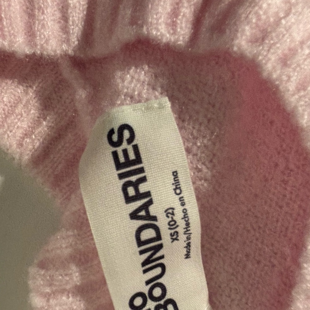 No Boundaries Extra soft pink fuzzy sweater top - Picture 10 of 10